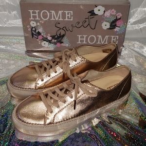 clarks sneakers gold